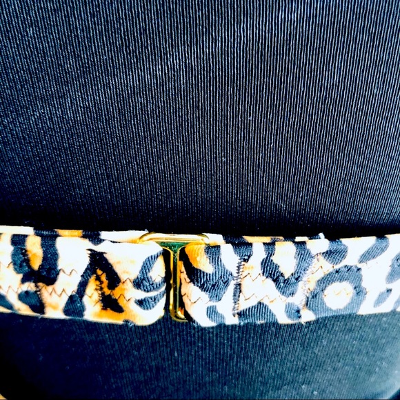 VS Cheetah Bikini Top - Picture 9 of 9